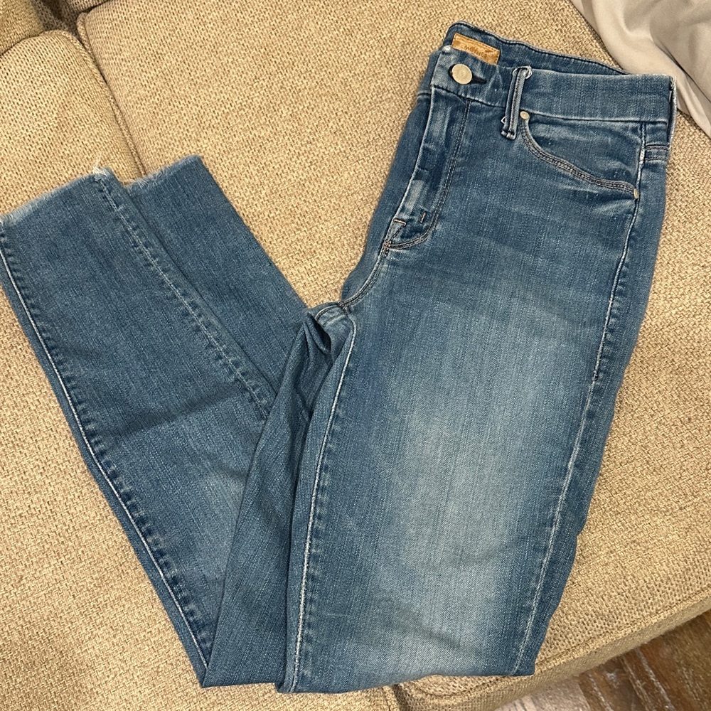 MOTHER Classic Blue Straight Leg Jeans Looker Ankle Fray size 27
